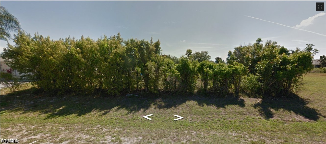 1217 NE 13th PL