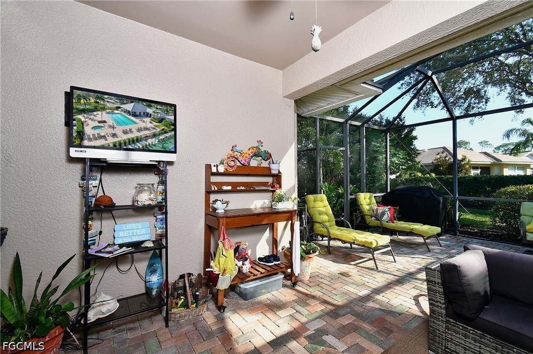 2261 Granby DR