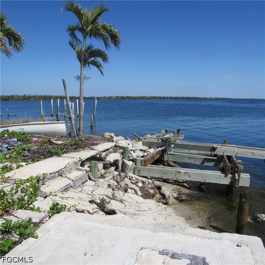 4331 Pine Island RD NW