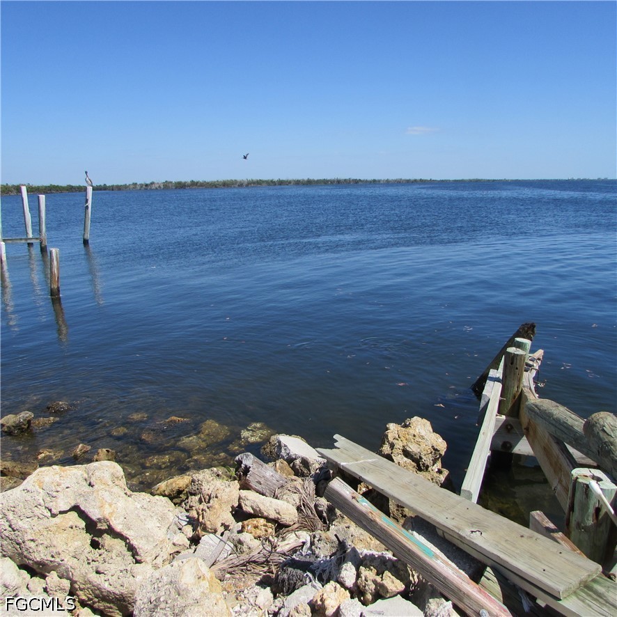 4331 Pine Island RD NW