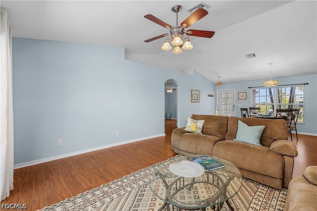 3928 NW 41st PL