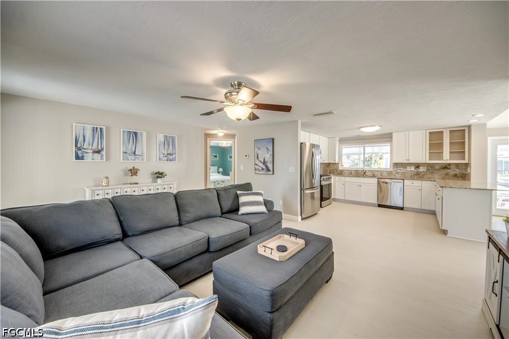 12262 Boat Shell DR