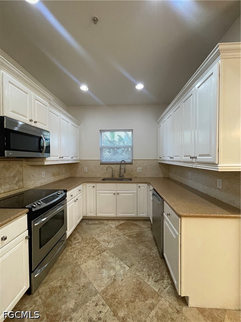 4361 Lazio WAY 903