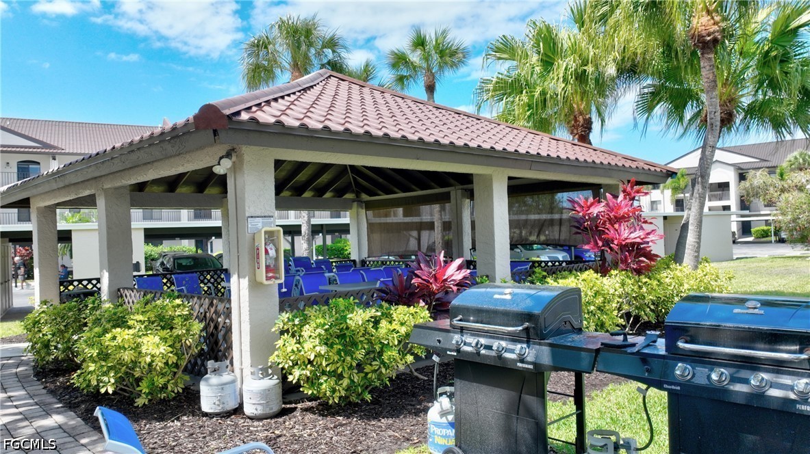 12150 Kelly Sands WAY 607