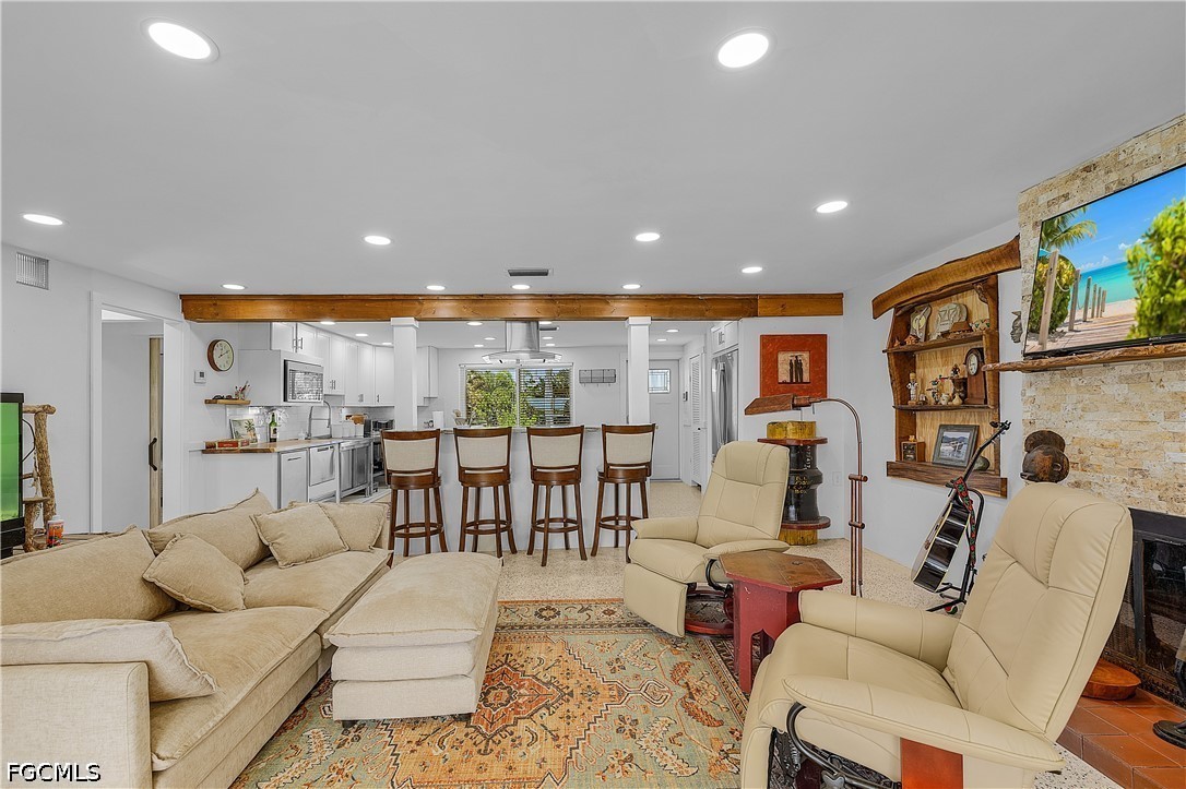 5387 Marina DR