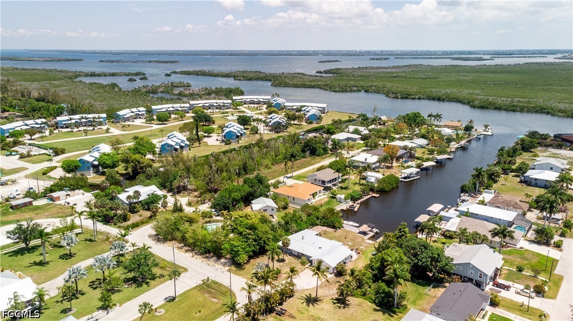 5387 Marina DR