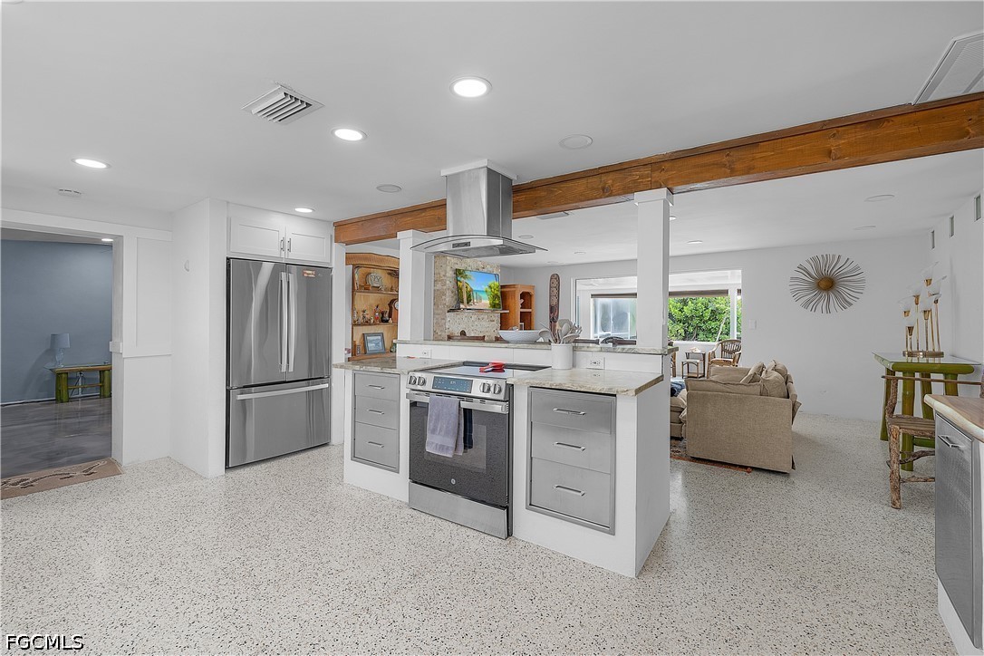 5387 Marina DR