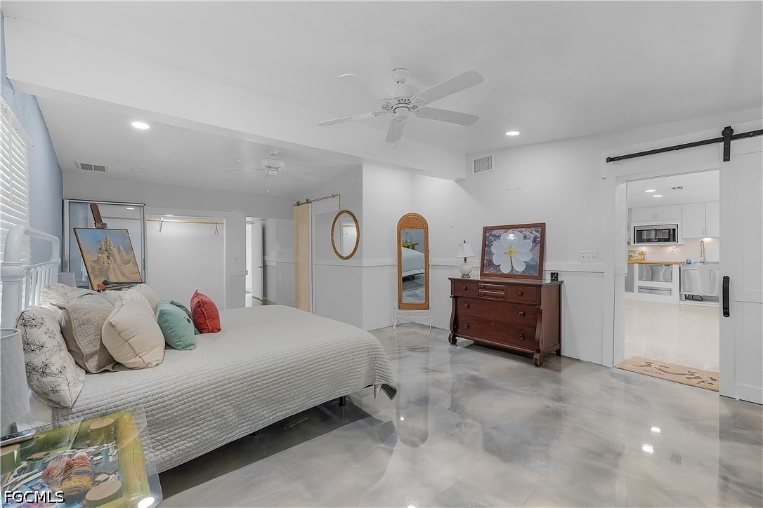 5387 Marina DR