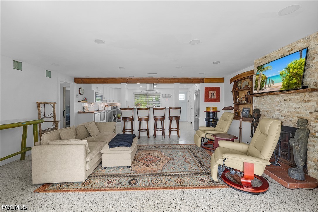 5387 Marina DR