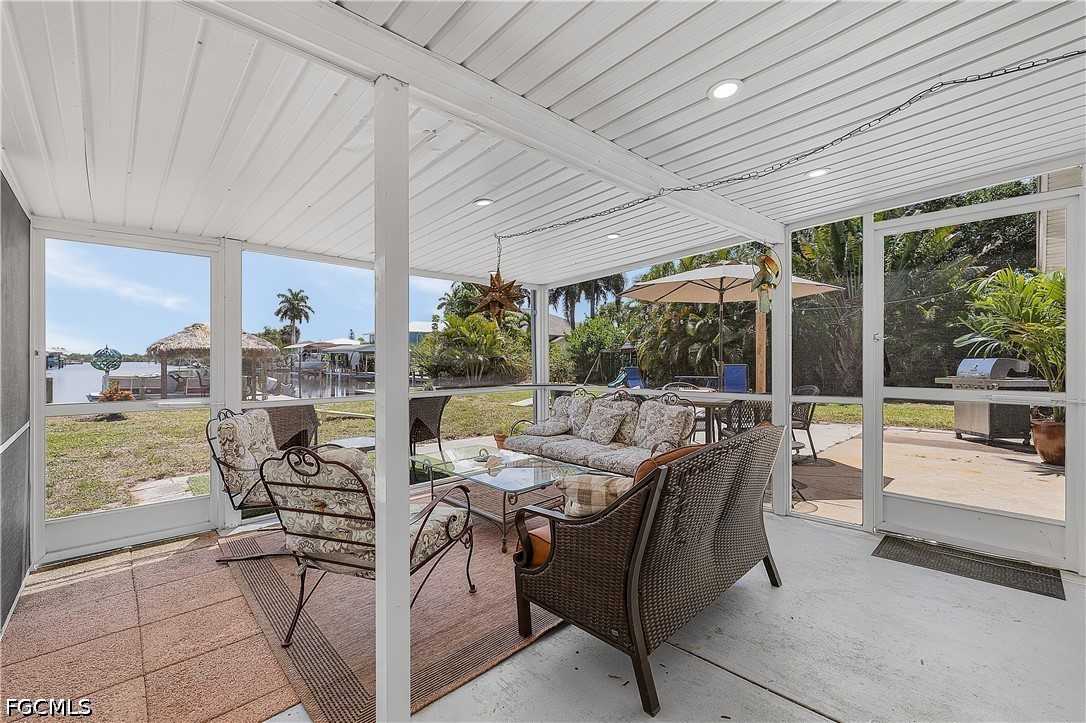 5387 Marina DR