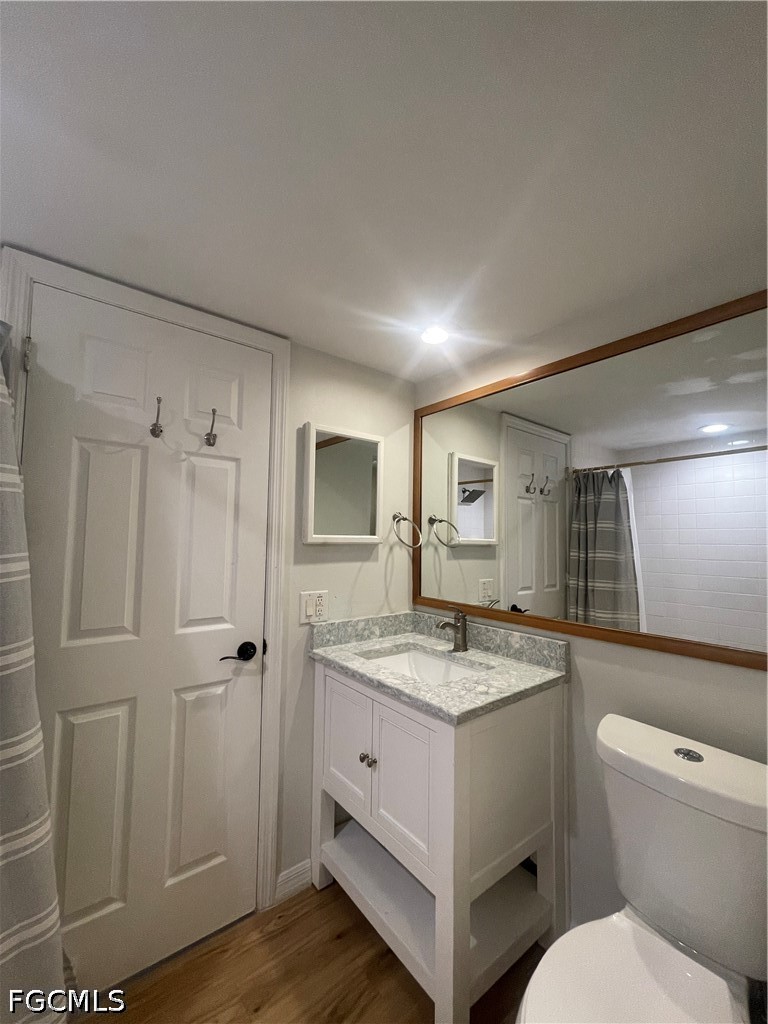 5218 Cedarbend DR 4