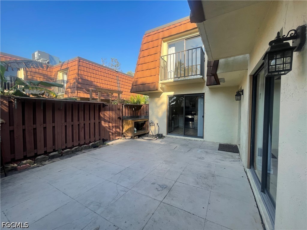 5218 Cedarbend DR 4