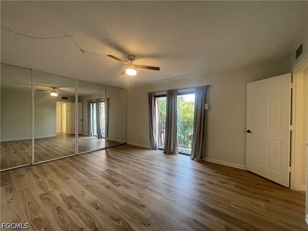 5218 Cedarbend DR 4