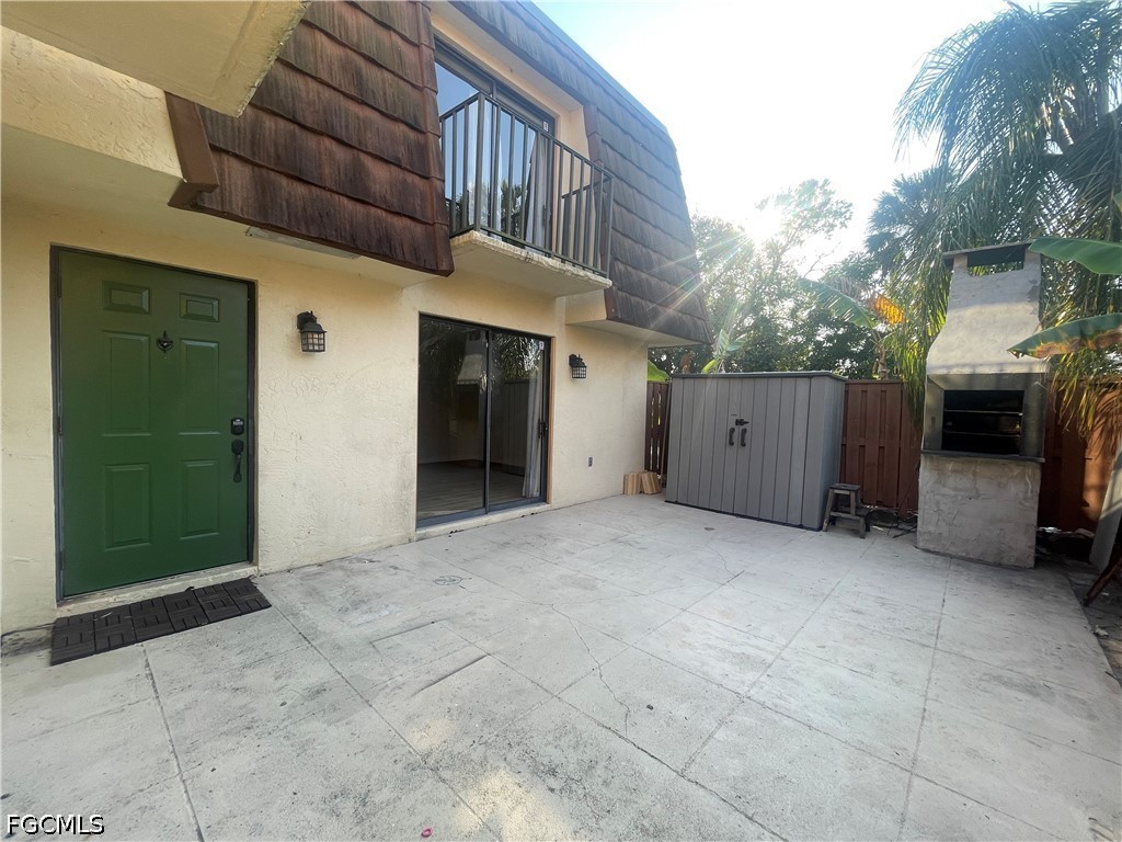 5218 Cedarbend DR 4