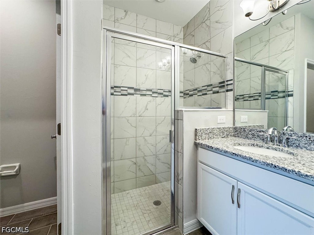 512 NW 25th AVE