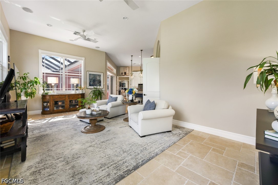 4409 Crews CT