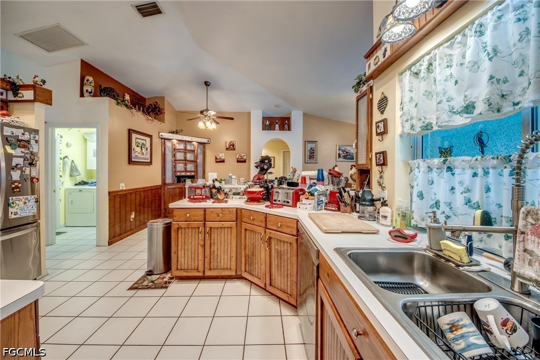 4600 SW 5th PL