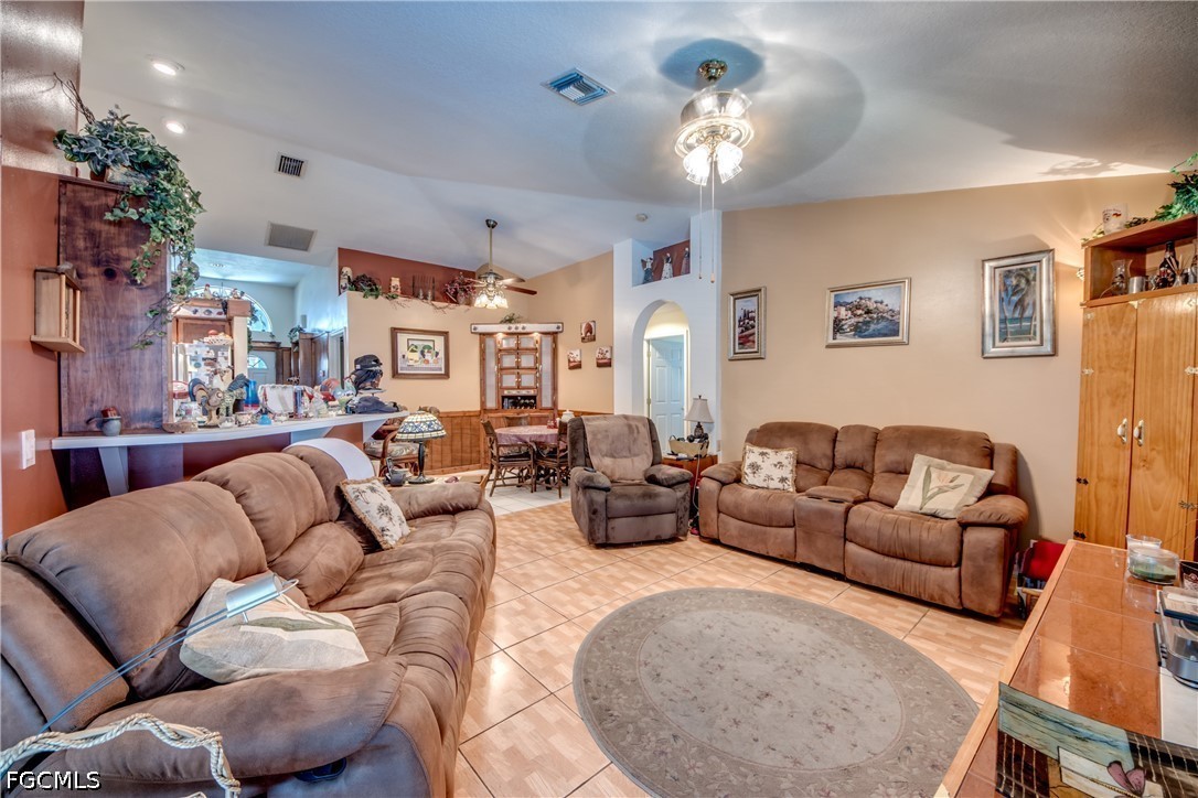 4600 SW 5th PL
