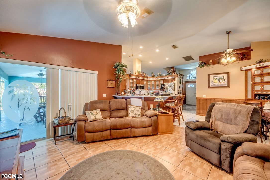 4600 SW 5th PL