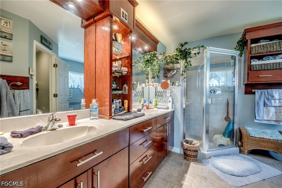 4600 SW 5th PL