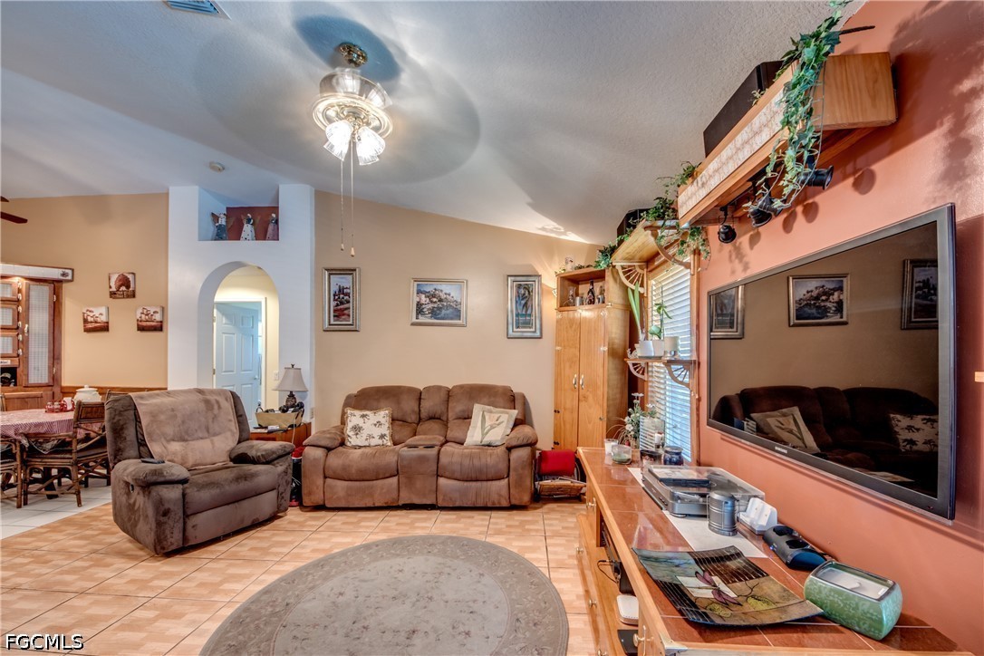 4600 SW 5th PL