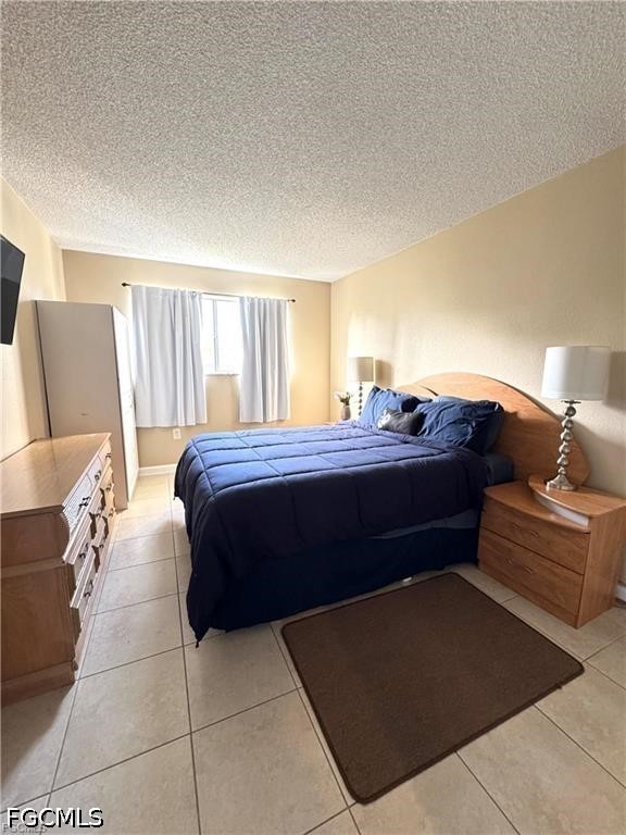 4906 Victoria DR 108