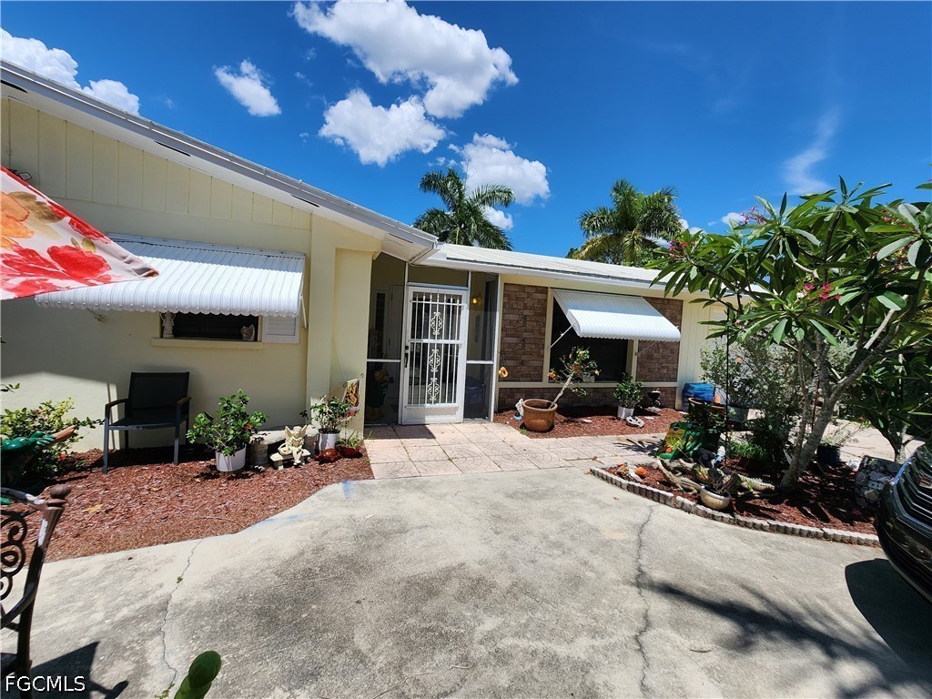 1370 Harbor View DR