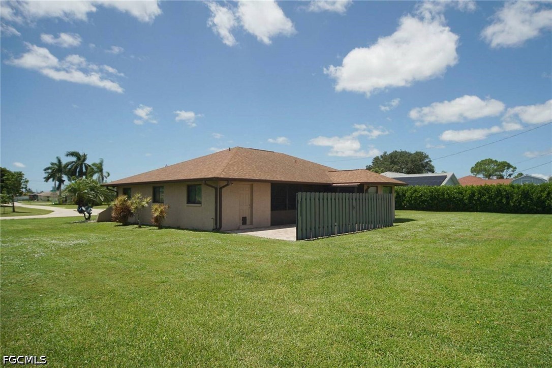 1301 SE 26th TER