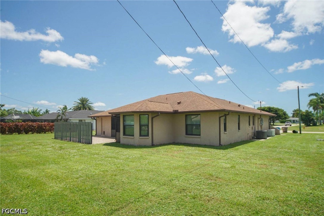 1301 SE 26th TER
