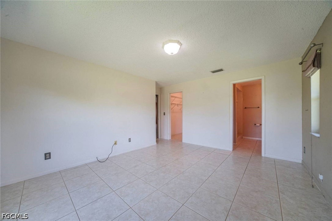 1301 SE 26th TER