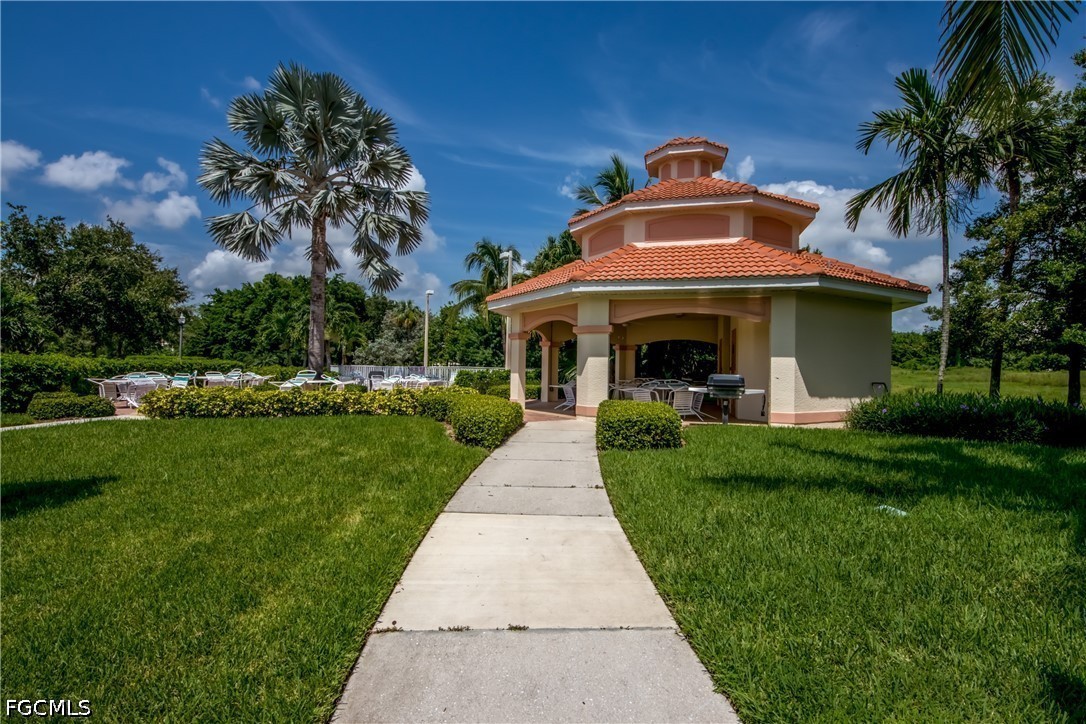 4015 Palm Tree BLVD 202