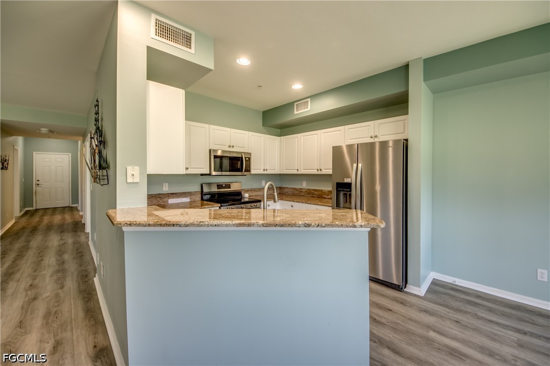 4015 Palm Tree BLVD 202