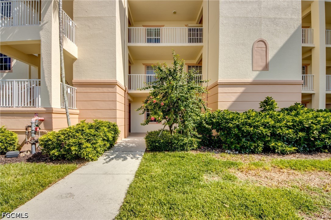 4015 Palm Tree BLVD 202