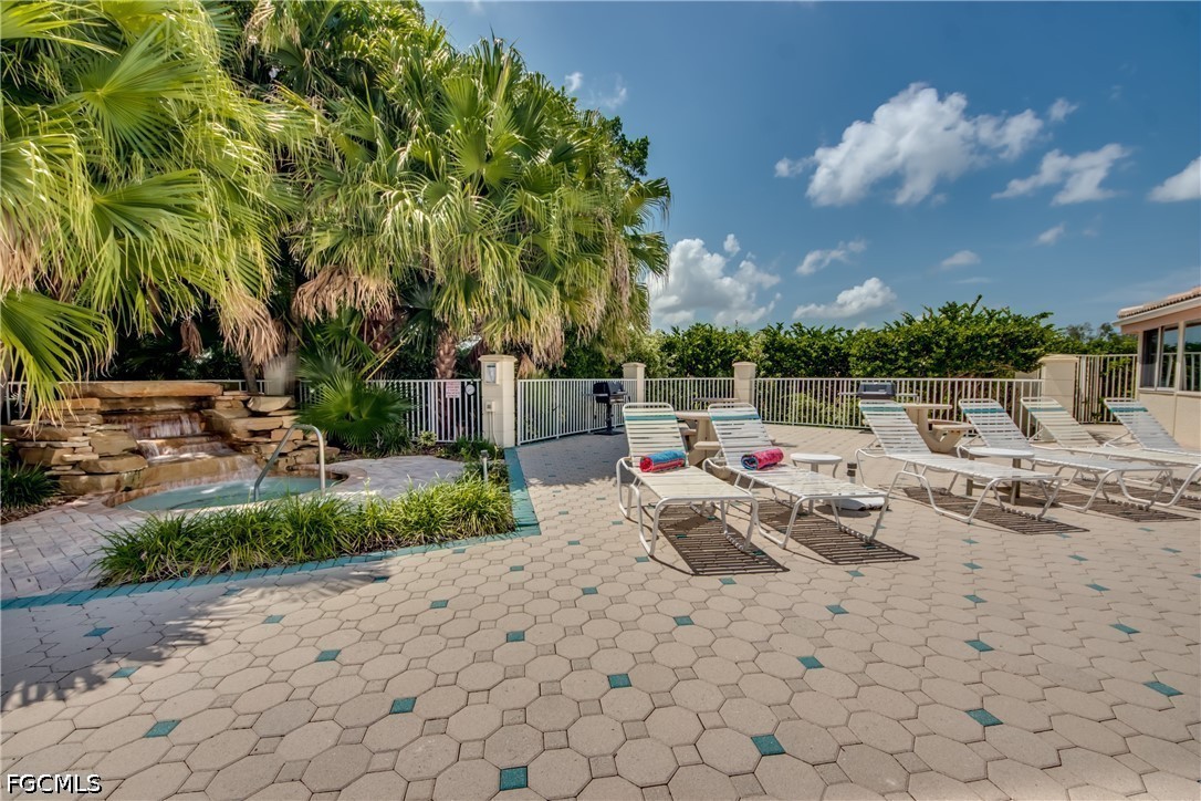 4015 Palm Tree BLVD 202