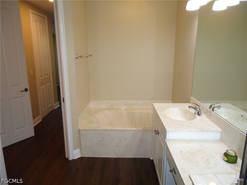 15940 Prentiss Pointe CIR 101