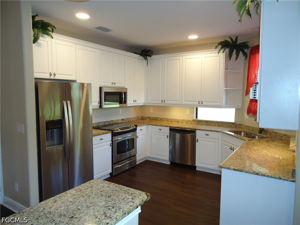 15940 Prentiss Pointe CIR 101