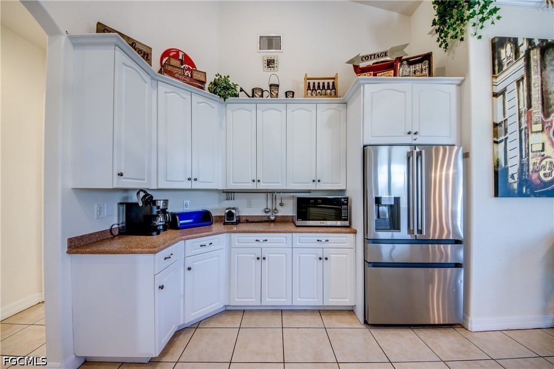 148 SW 38th TER