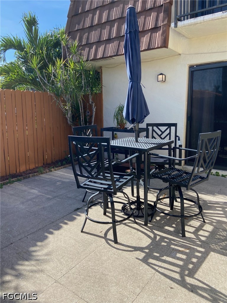 1442 Park Shore CIR 1