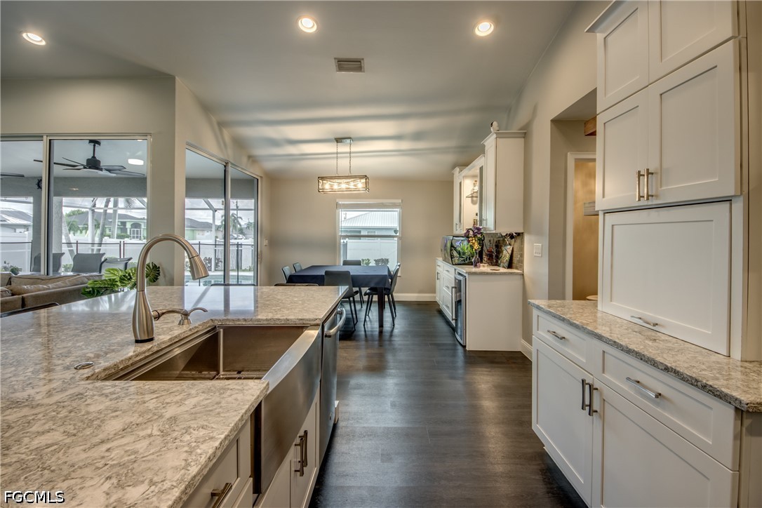 816 SW 28th TER