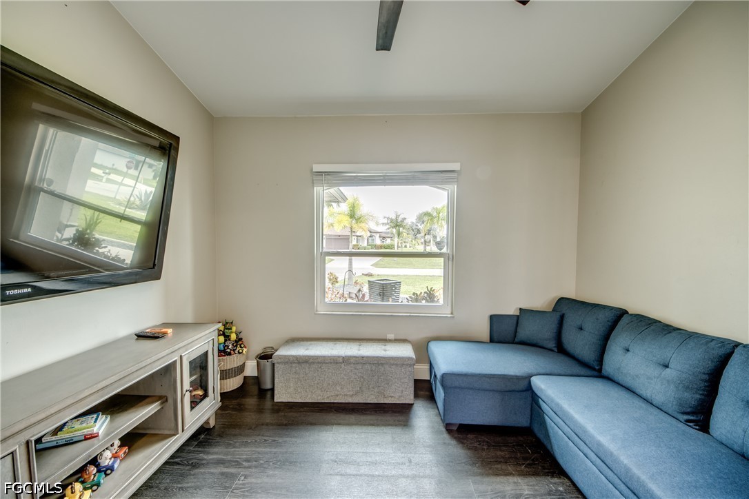 816 SW 28th TER