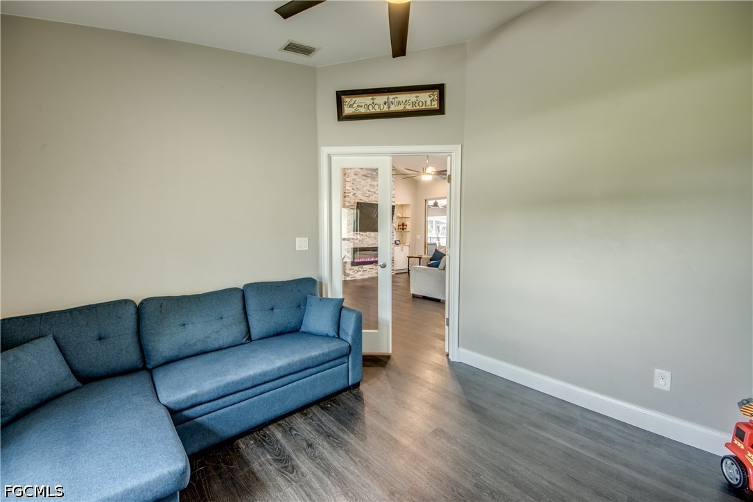 816 SW 28th TER