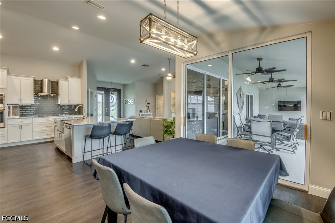 816 SW 28th TER