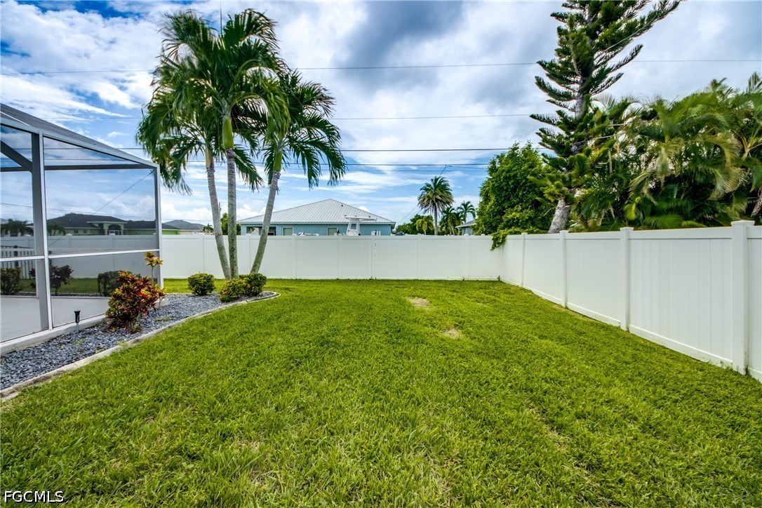 816 SW 28th TER