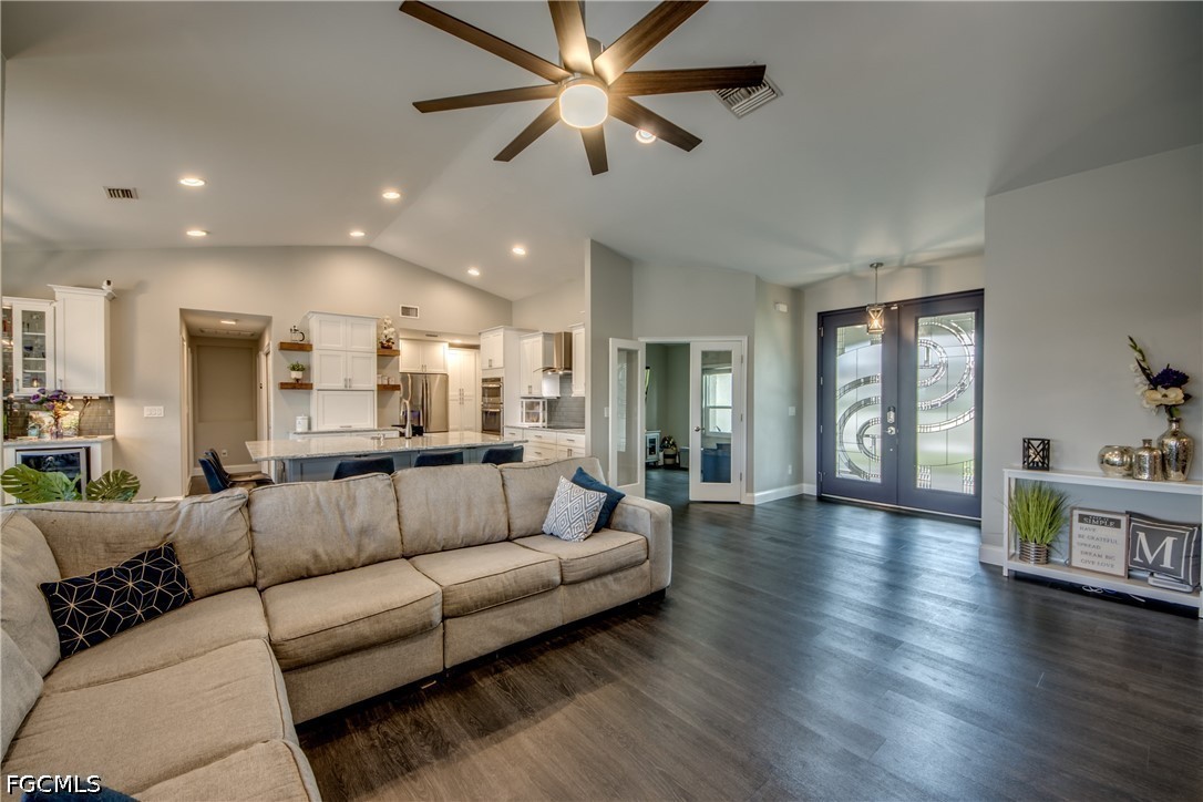 816 SW 28th TER