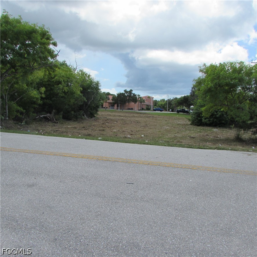 10250 Stringfellow