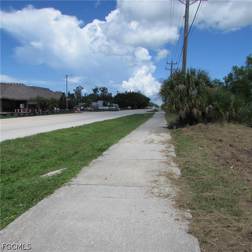 10250 Stringfellow