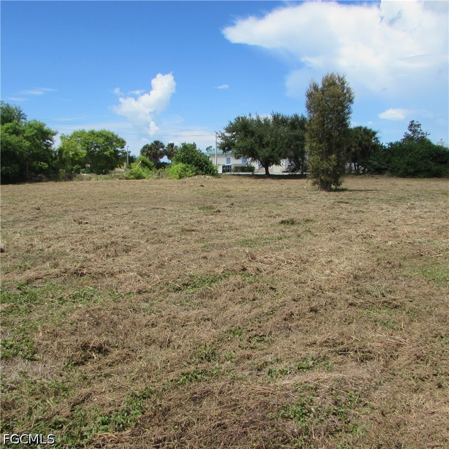 10250 Stringfellow