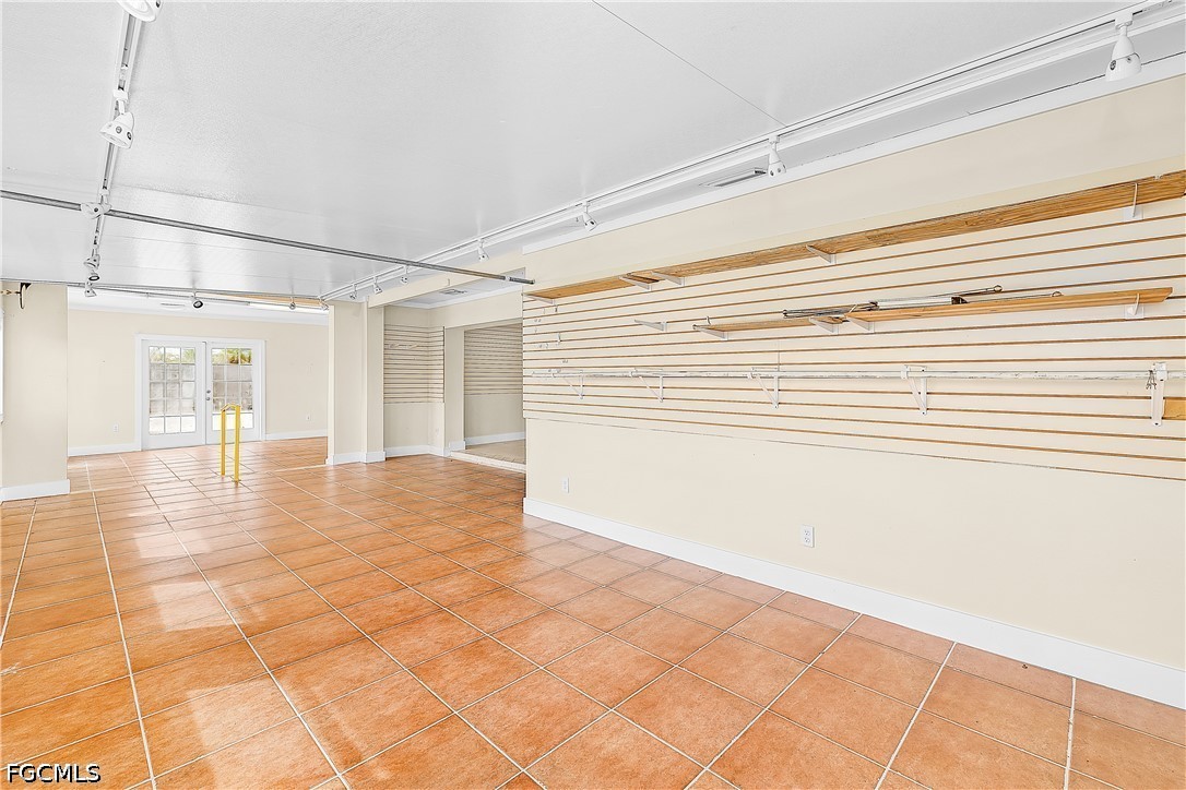 3269 Stringfellow RD