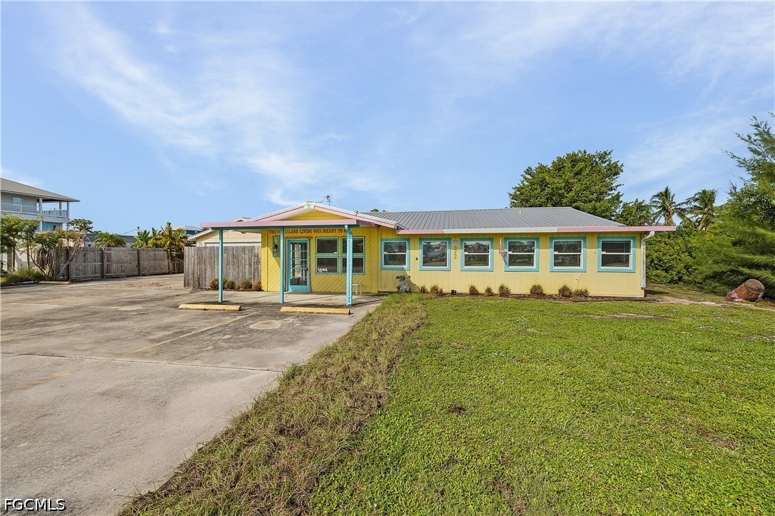 3269 Stringfellow RD
