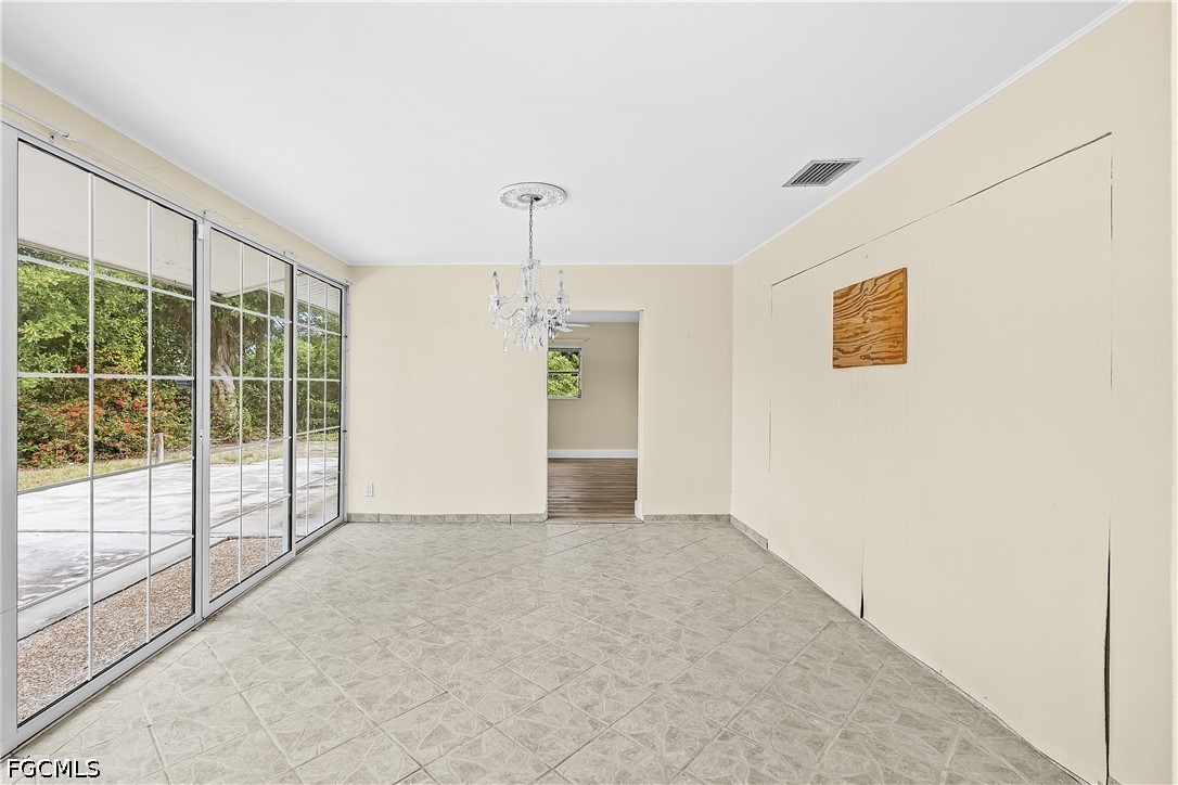 3269 Stringfellow RD